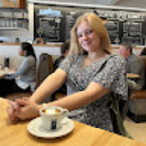 Meet your Posher, Katie